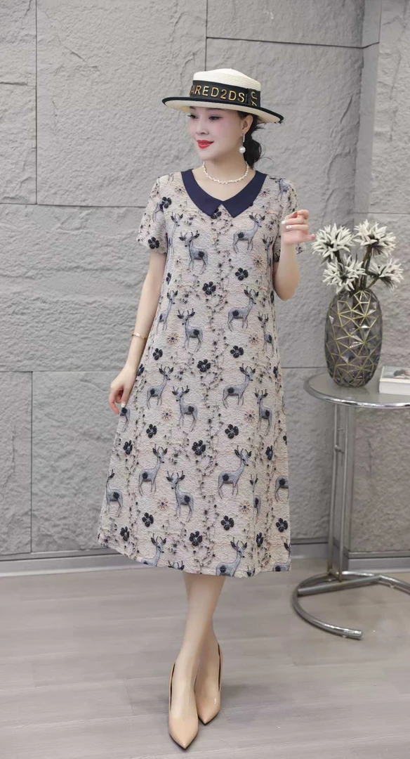 夏季新款娃娃领小鹿碎花减龄遮肚显瘦中长款连衣裙