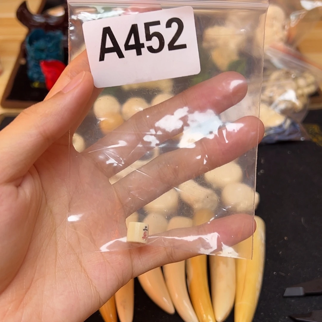 天然猛犸牙雕刻品