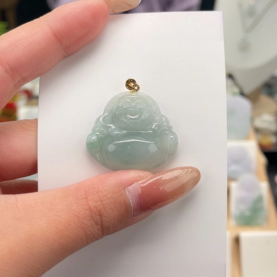 翡翠未镶嵌颈饰佛公