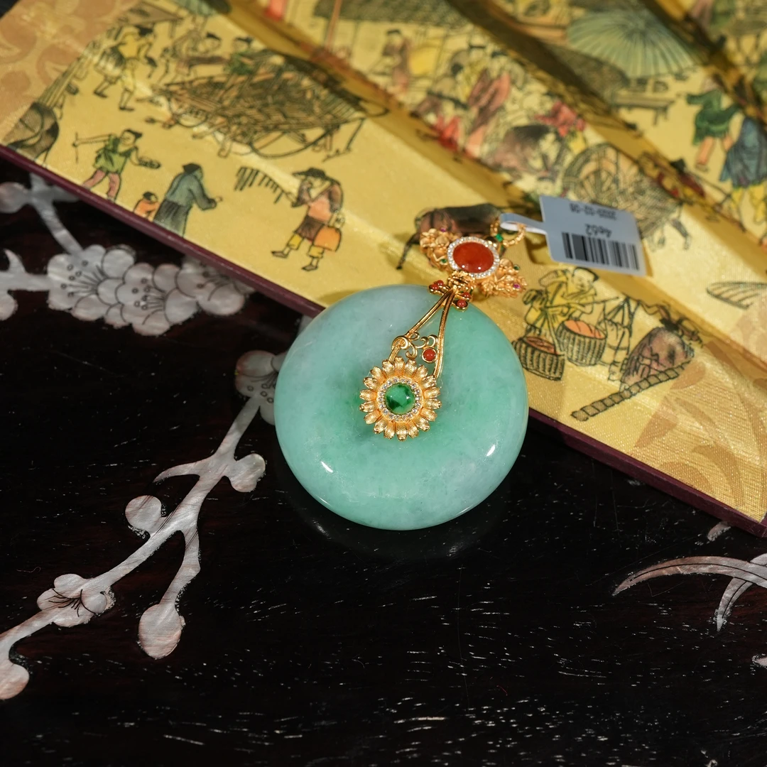 2.9香港王老板-翡翠吊坠4e62