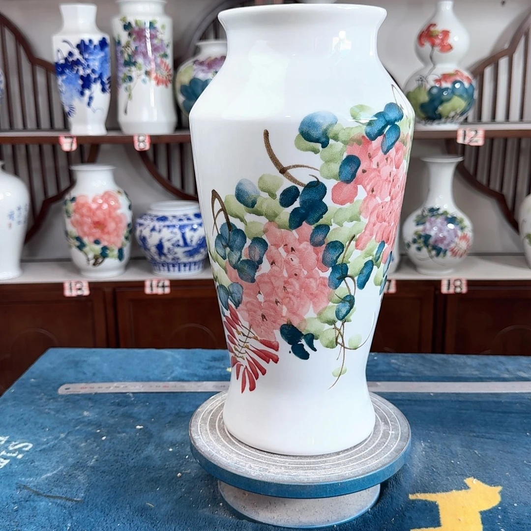 摆件景德镇陶瓷大鱼红紫