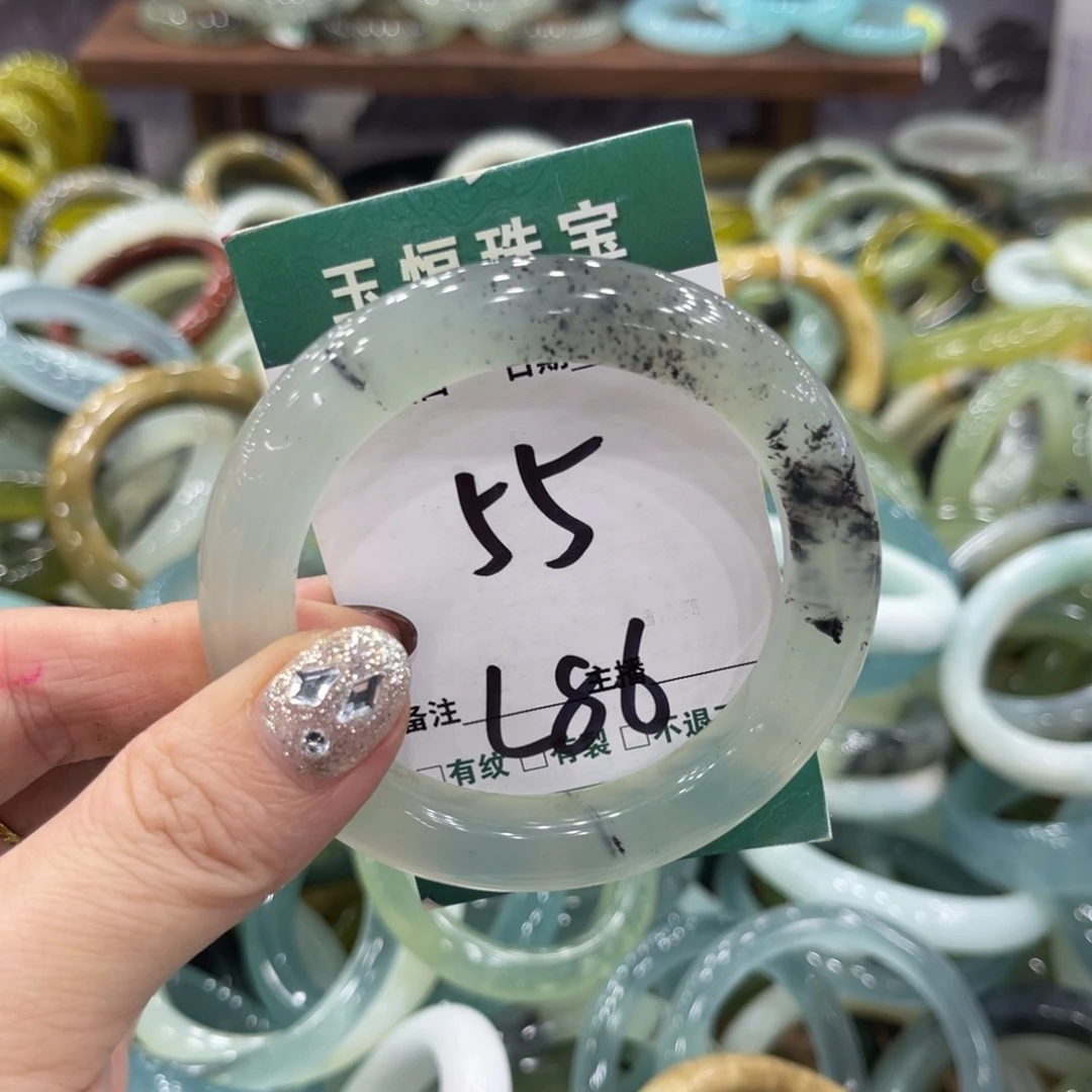 岫玉未镶嵌手镯手镯