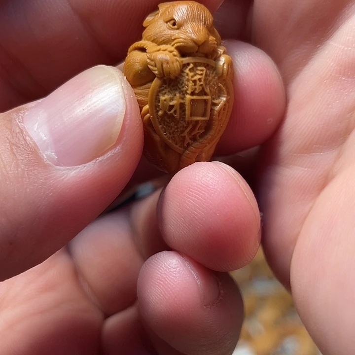 橄榄核吊坠橄榄核