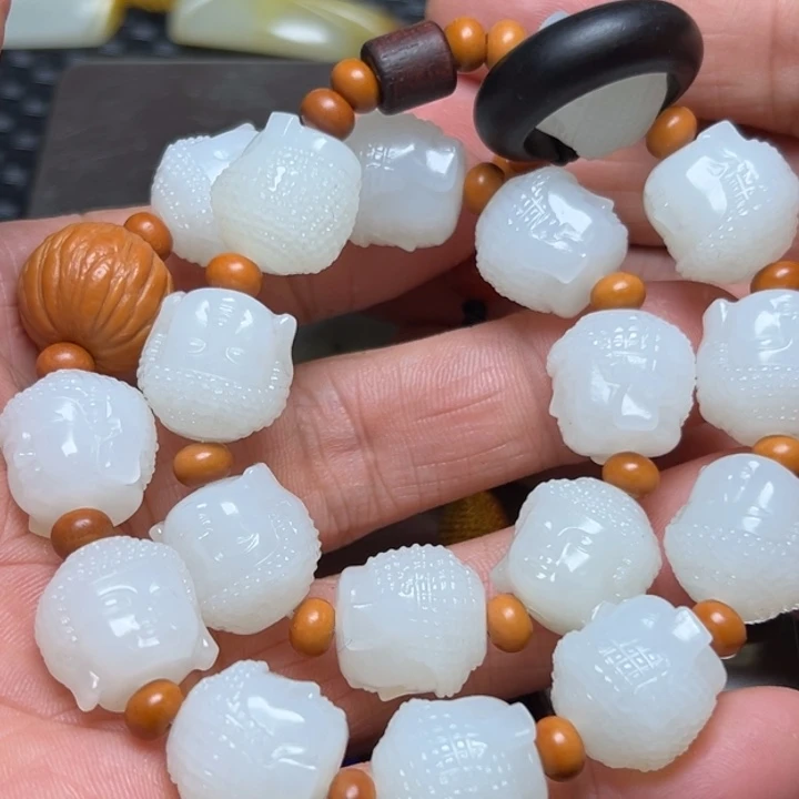 乐***石和田玉未镶嵌挂件