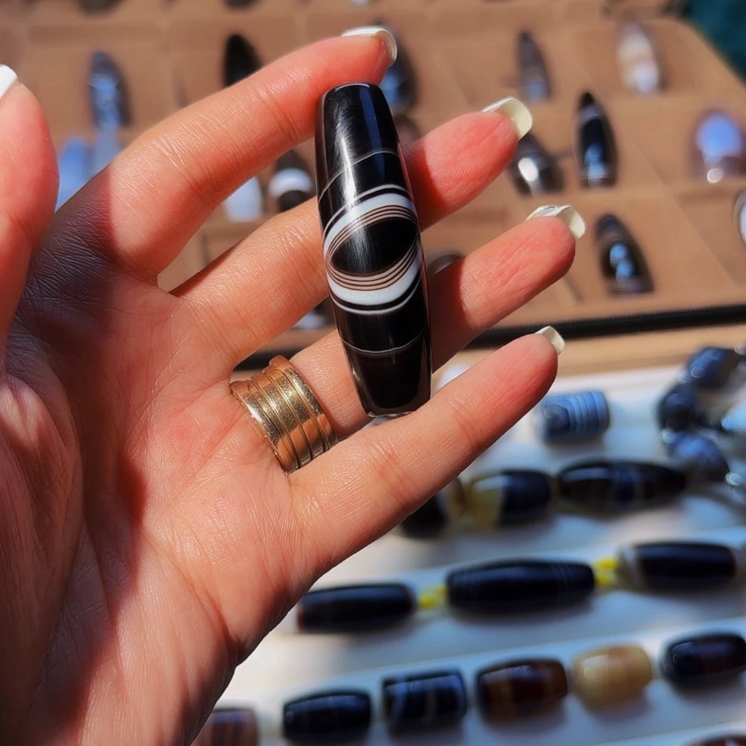 合金颈饰玛瑙/玉髓白*