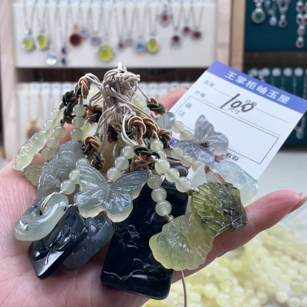 未镶嵌岫玉吊坠吊坠多样性，发一件