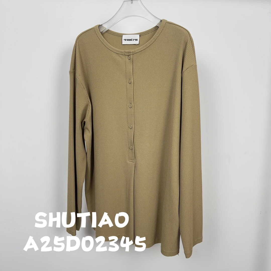 【SHUTIAO】2025夏季：新款小众设计款T恤A25D02345