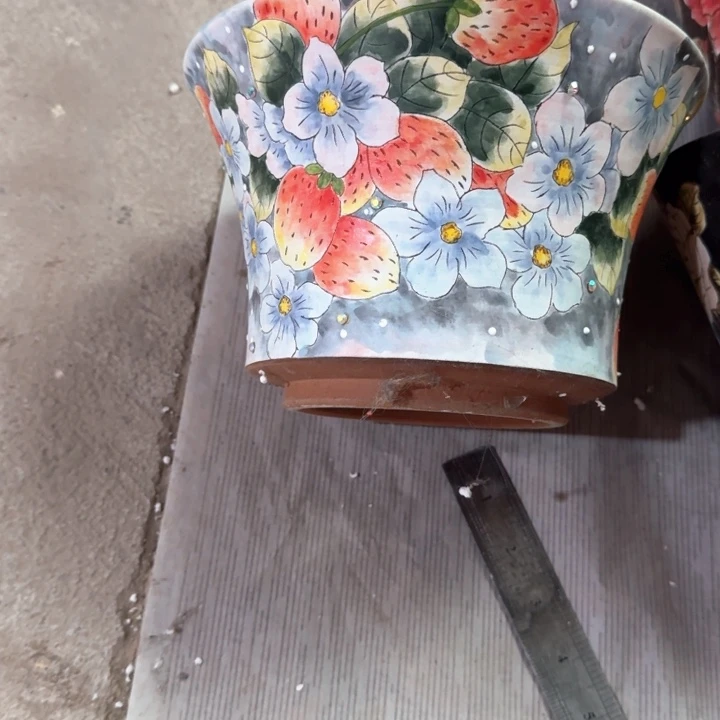 吴***胖紫砂花盆景德镇陶瓷