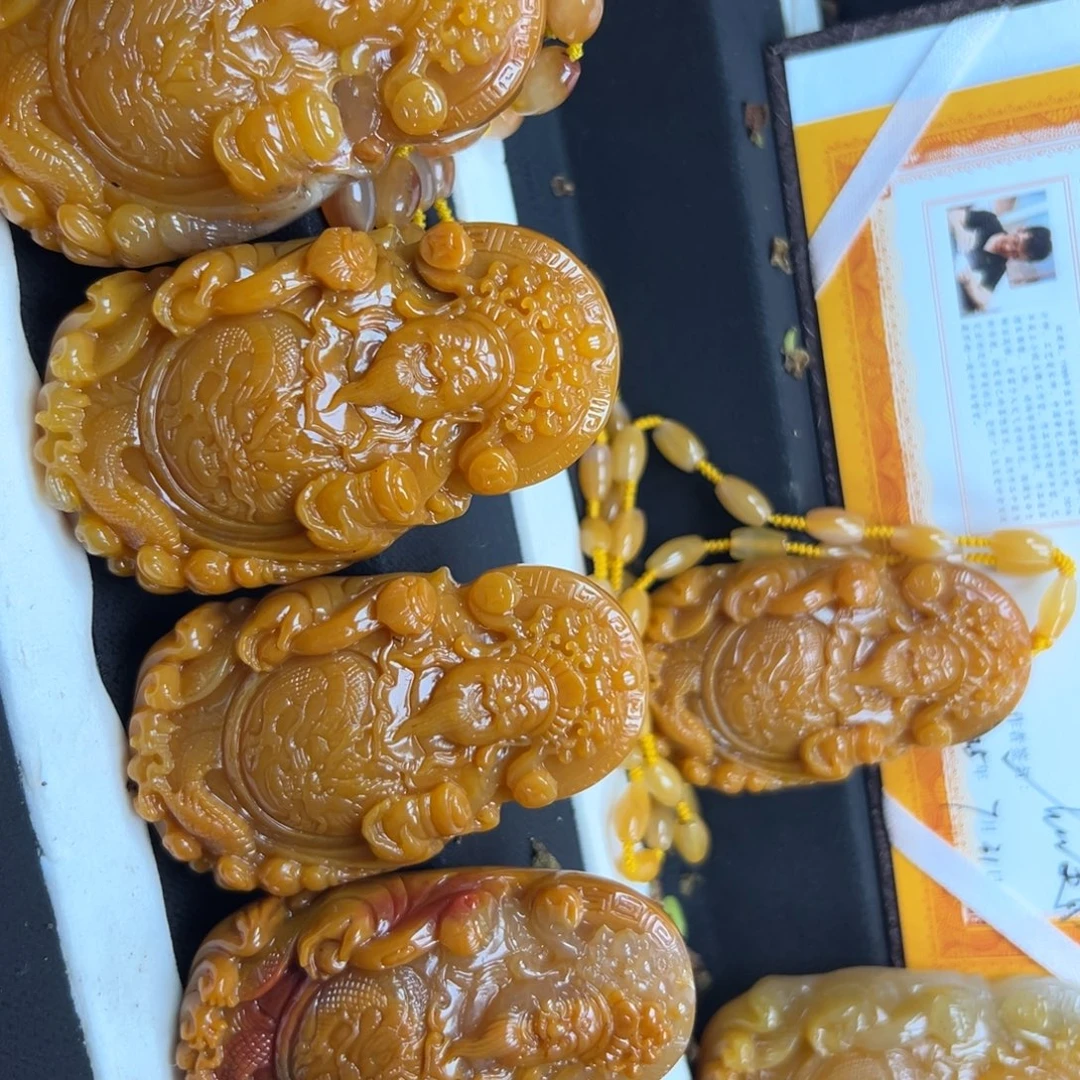 石英质玉（黄龙玉）未镶嵌多样性发货，发其一