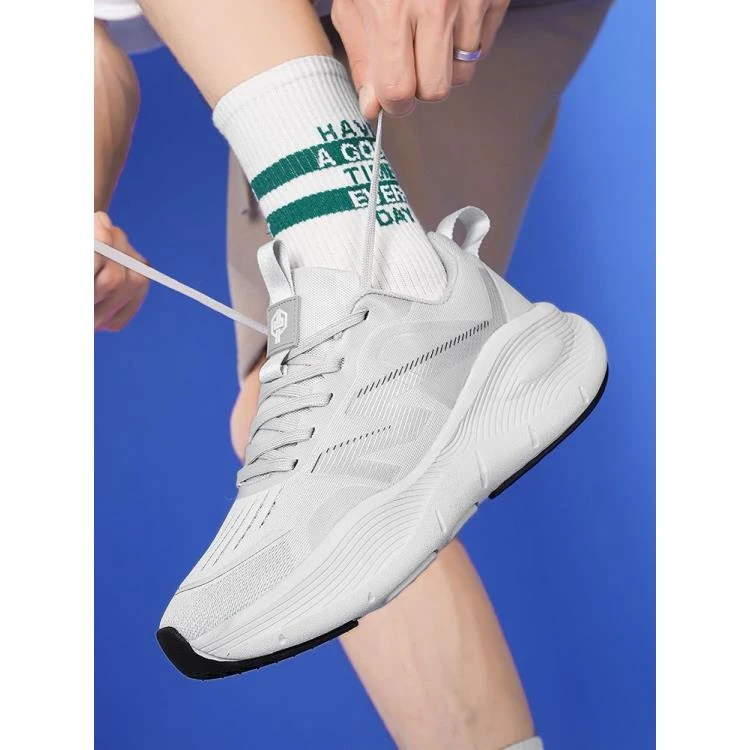 男鞋新款潮流运动鞋减震情侣百搭时尚轻便学生潮款厚底休闲跑步鞋