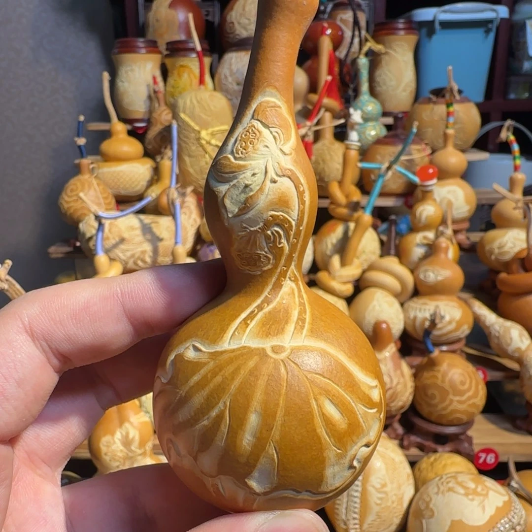 有机玻璃荷花雕刻