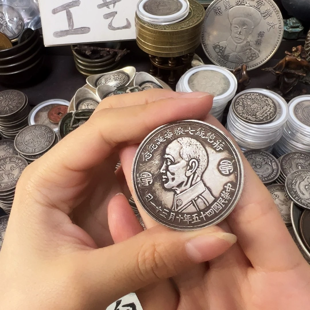 金属复古风格摆件