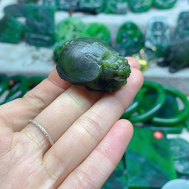 和田玉（碧玉）未镶嵌手链