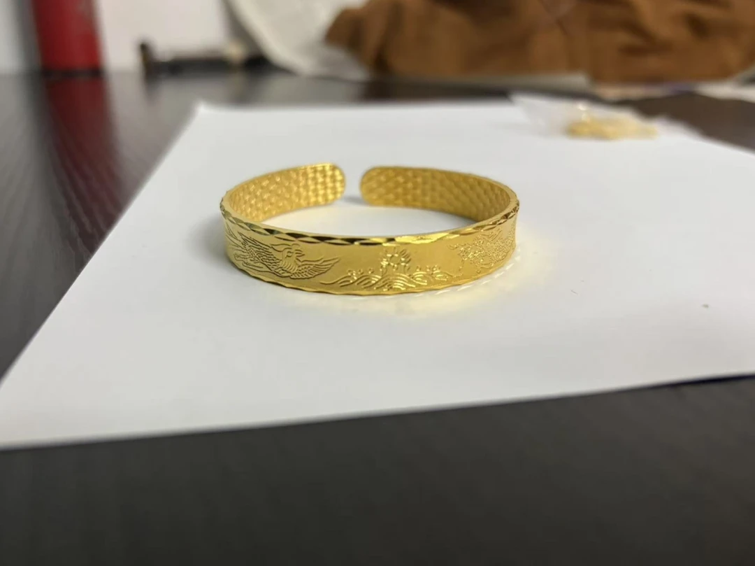 手镯 hz9细节彰显出气质艺术品味让高贵与典雅美丽