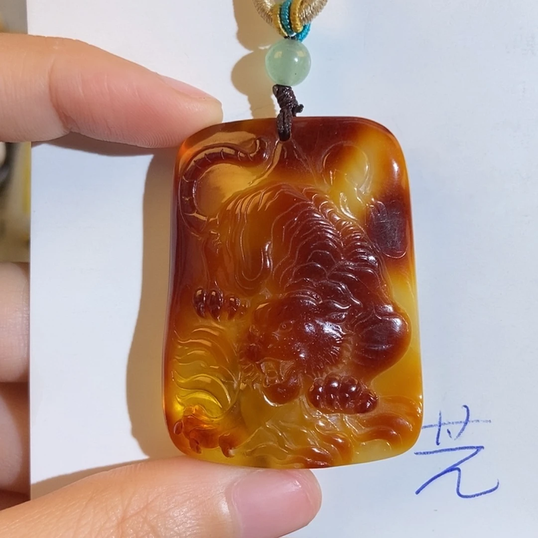 定制琥珀未镶嵌琥珀