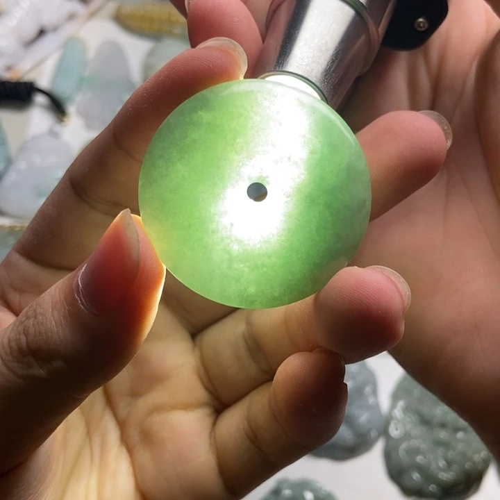 颈饰未镶嵌翡翠平安扣49