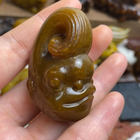 蛇纹石玉未镶嵌颈饰136