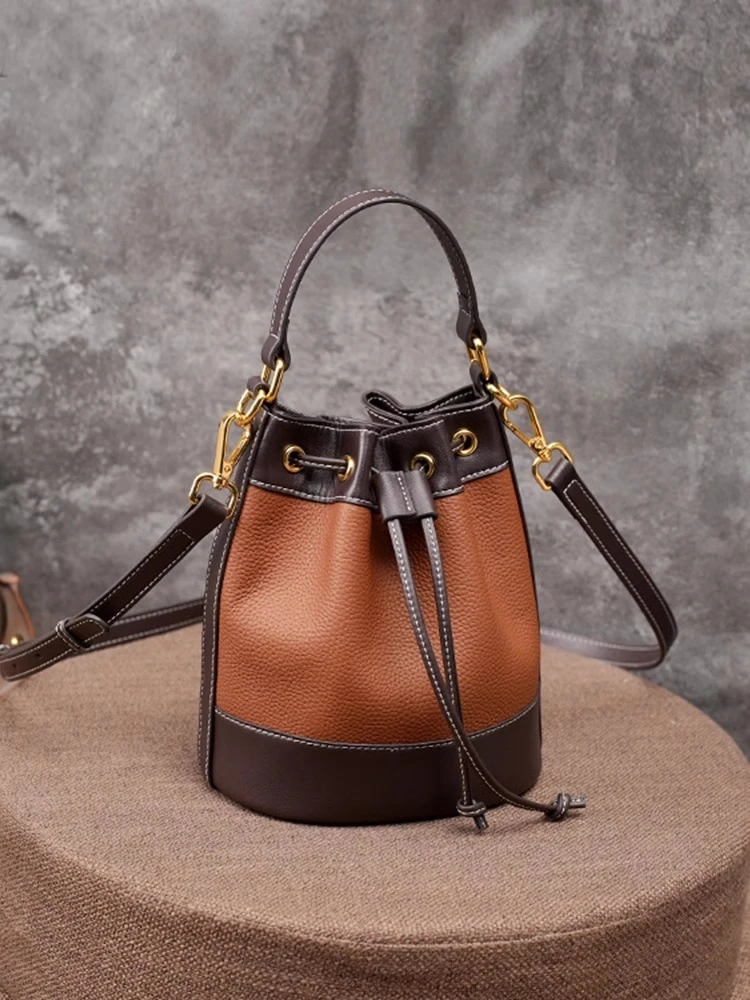 头层牛皮复古休闲水桶包大容量单肩手提包时尚单品女包亲肤面料