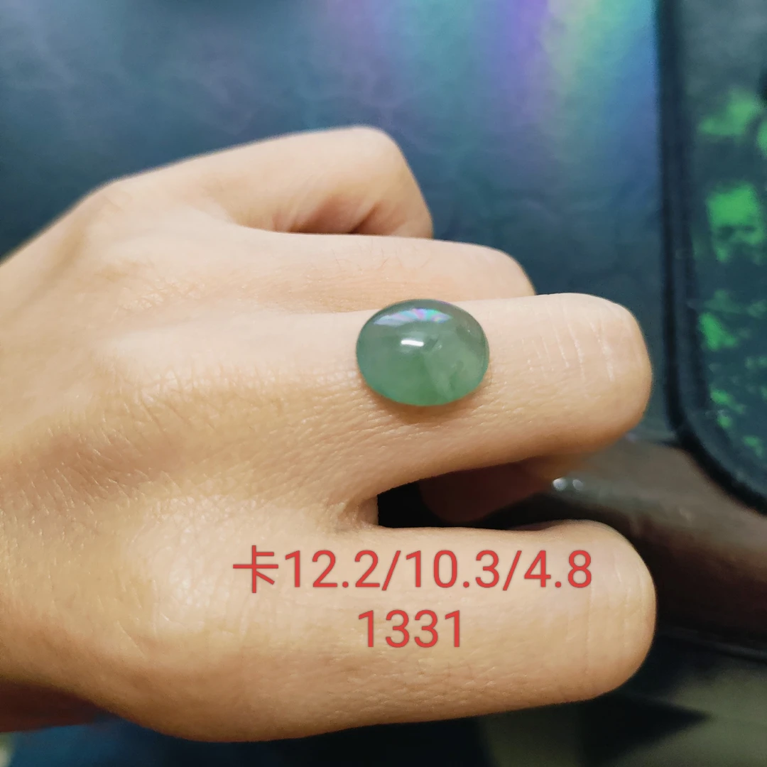 冰透湖水绿蛋面天然缅料翡翠A货(镶嵌可联系客服)