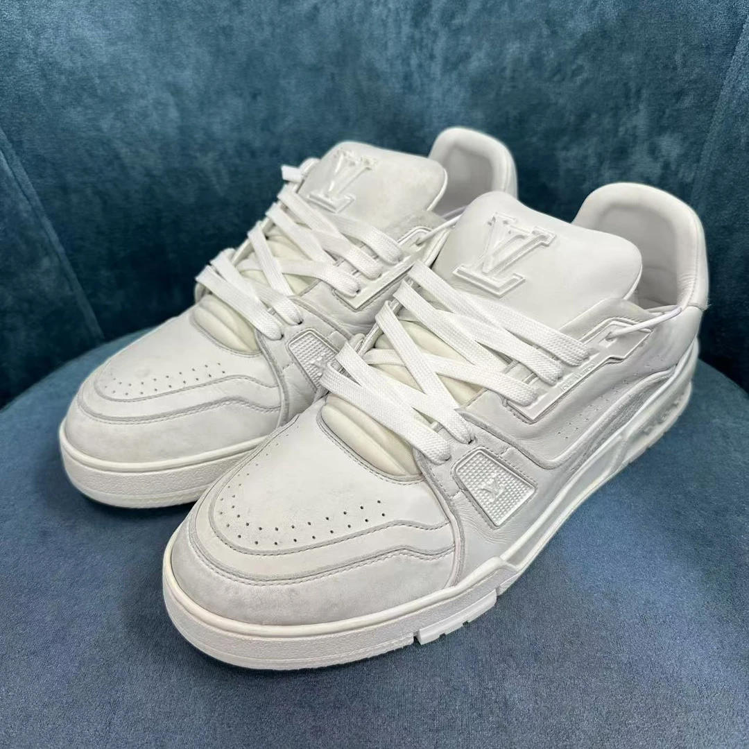 99新 LouisVuitton/路易威登 做旧纯白配色trainer奢鞋