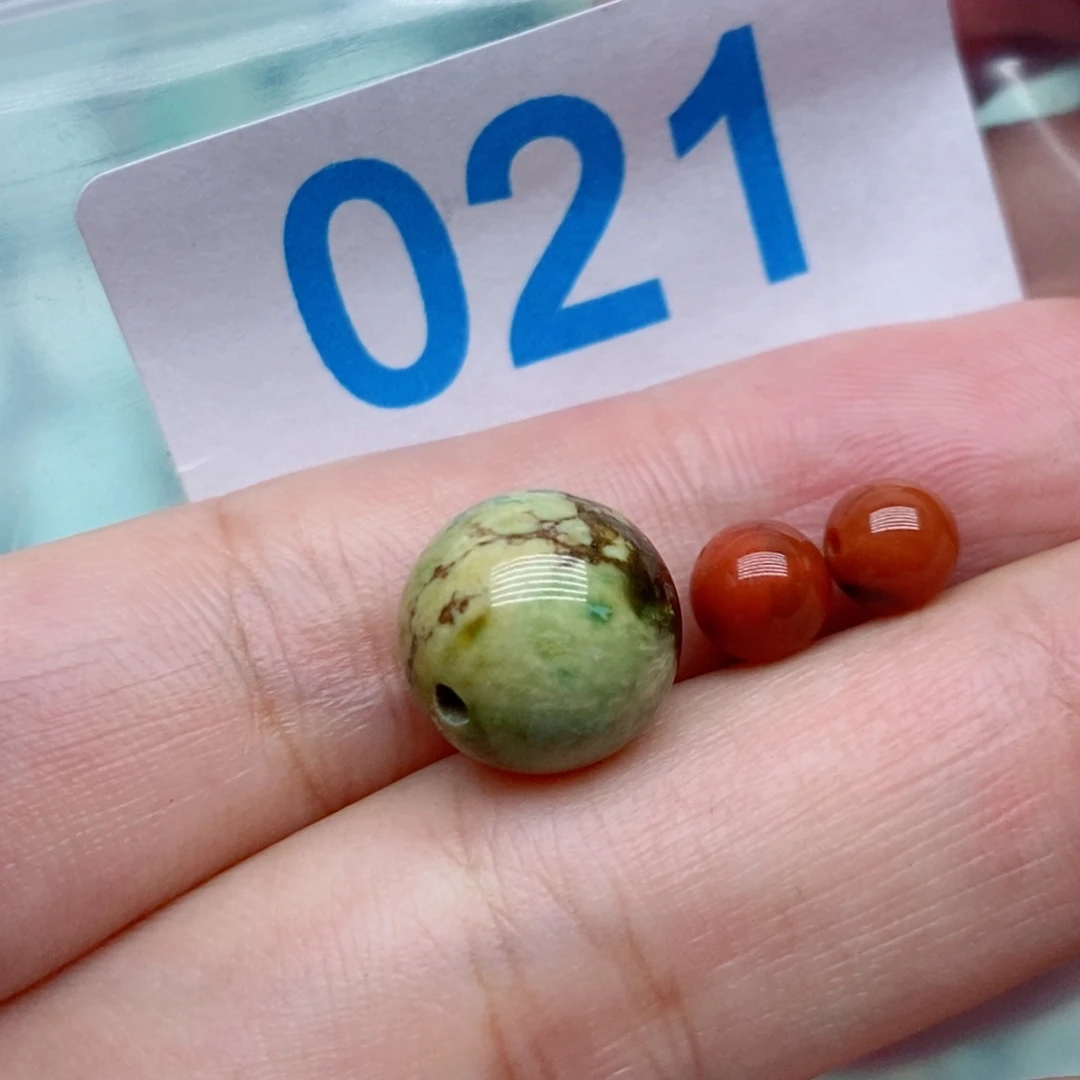 南红玛瑙未镶嵌珠宝奇石