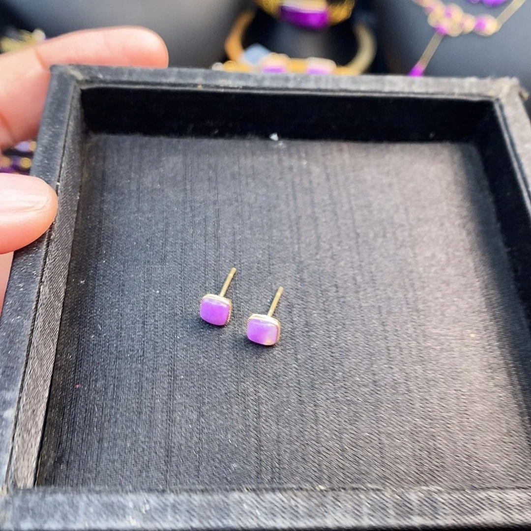 苏纪石（舒俱来）18K金镶嵌耳饰