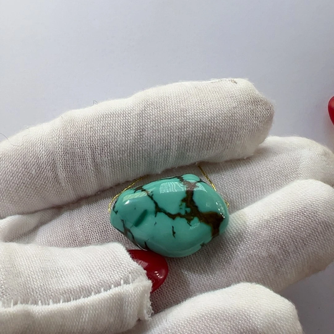 绿松石未镶嵌挂件