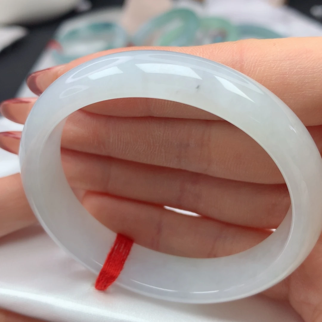 翡翠手镯未镶嵌53贵妃