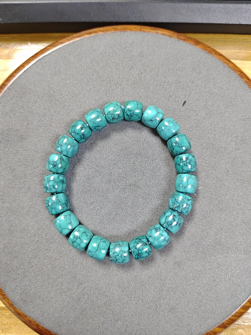 317号精品绿色卡10mm直切手串