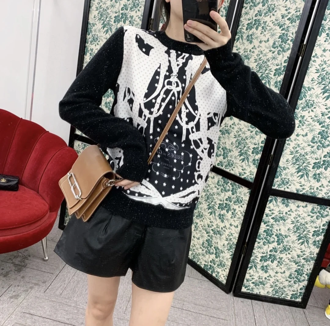 99新 Hermes/爱马仕 黑白配色山羊绒针织上衣 36码  GM002129