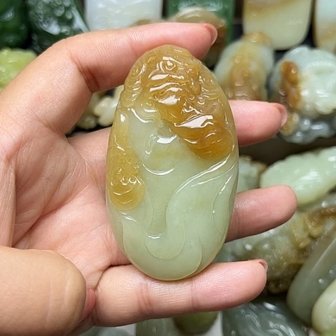 颈饰未镶嵌和田玉精*神