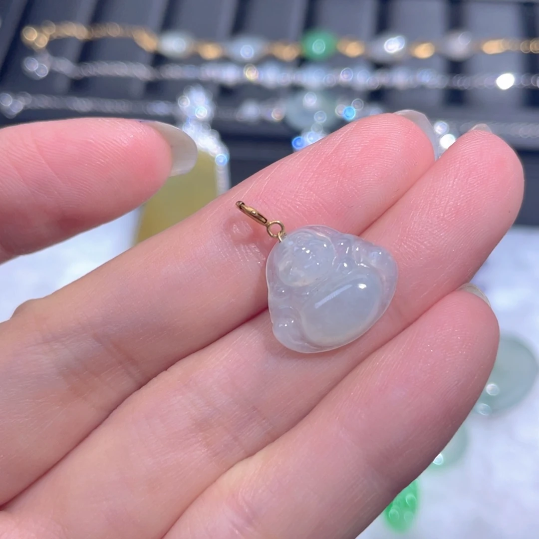 翡翠18K金镶嵌颈饰翡翠