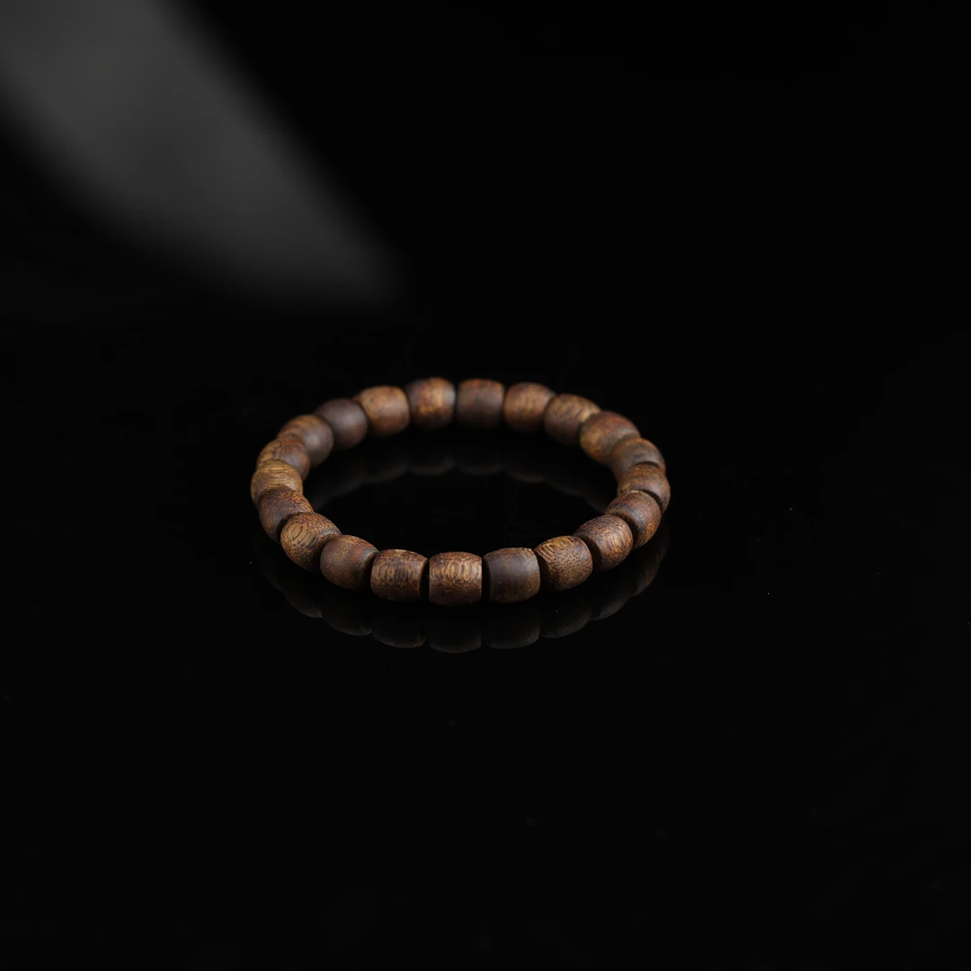 本真 | 沉香海枫 | 原创设计莺歌绿棋海南棋楠老型珠沉香手串