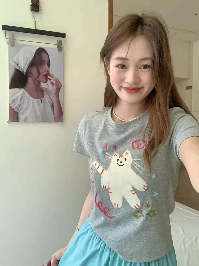 susan@H7309 韩系休闲风小猫印花宽松圆领短袖T