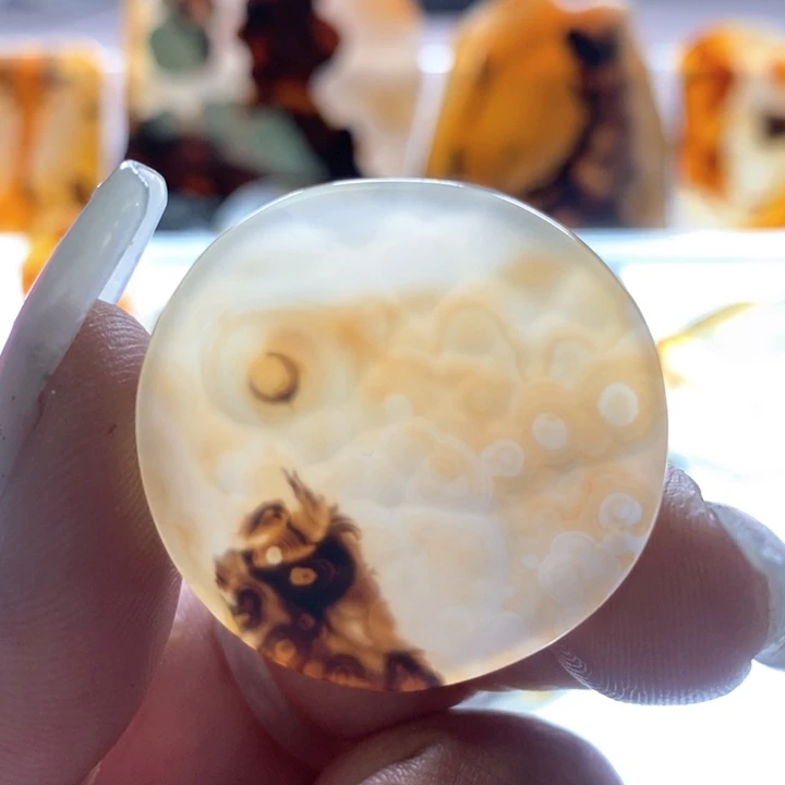 玛瑙/玉髓颈饰未镶嵌