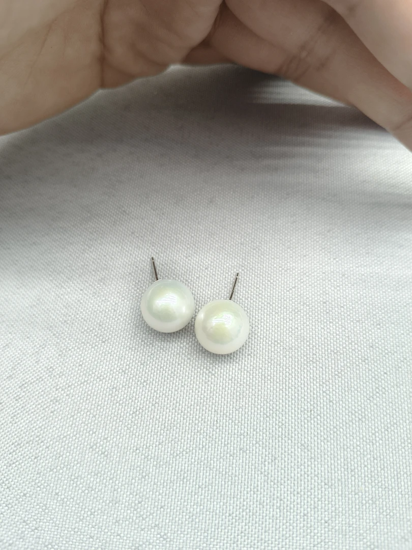 10-11珍珠耳钉正圆S925银针（有瑕，介意勿拍）