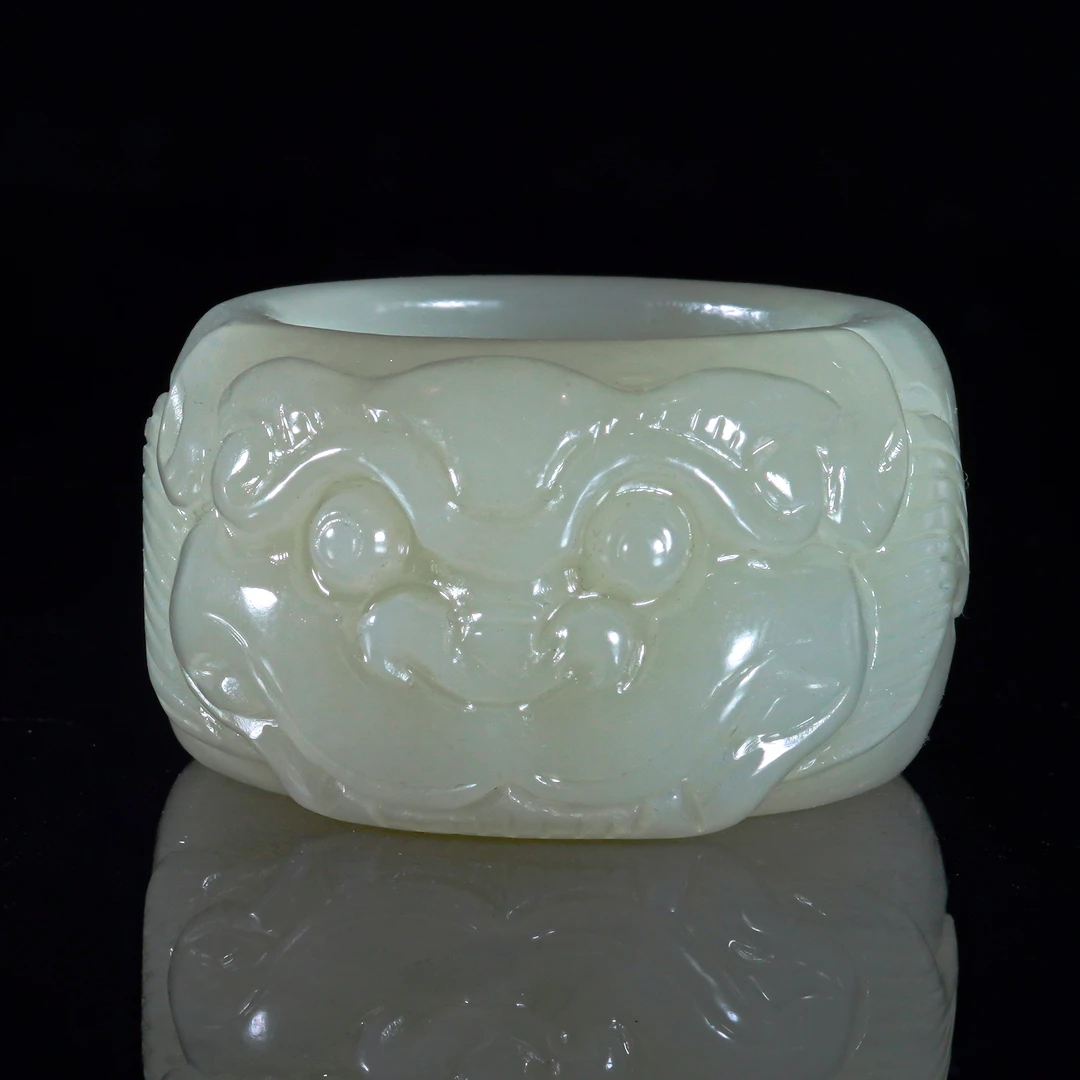 LOT.036和田白玉兽面指环X1347