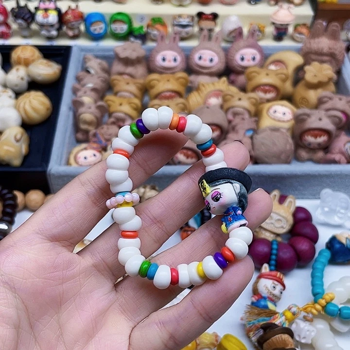 库克吊坠坨骨手串