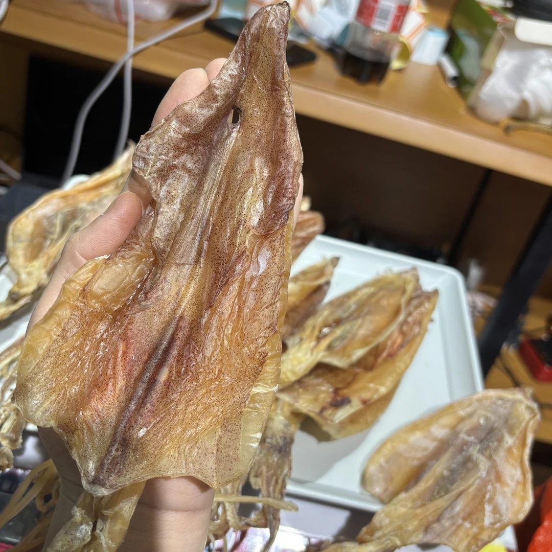 北海船晒鱿鱼干淡晒天然新鲜当季特色鱿鱼干货
