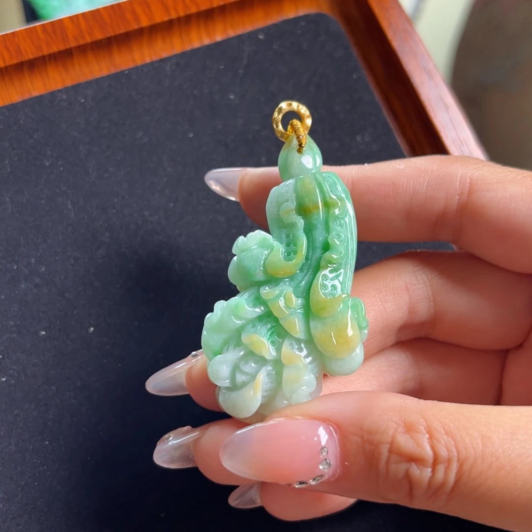 颈饰未镶嵌翡翠百财