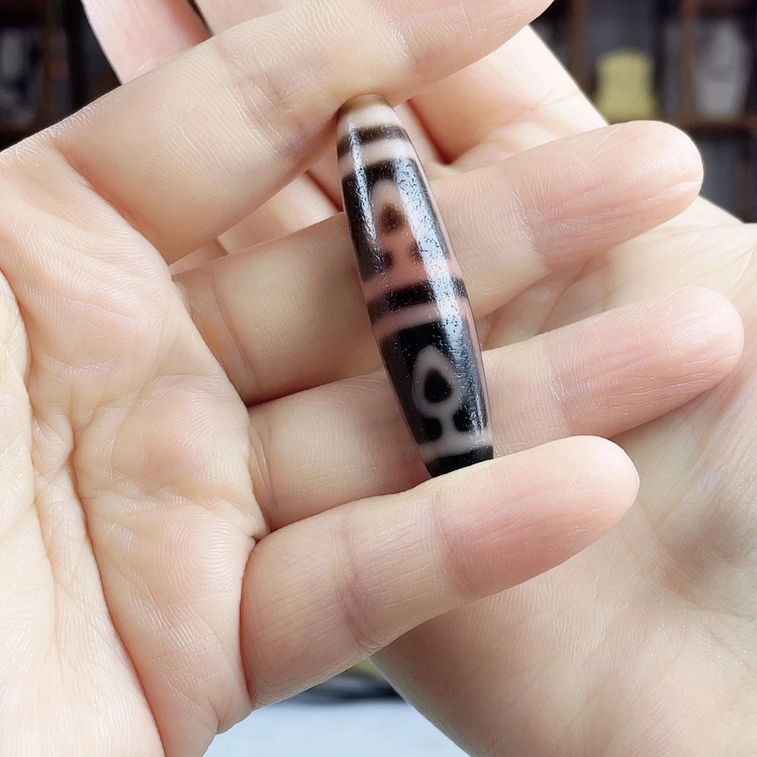 玛瑙/玉髓合金颈饰曲贡