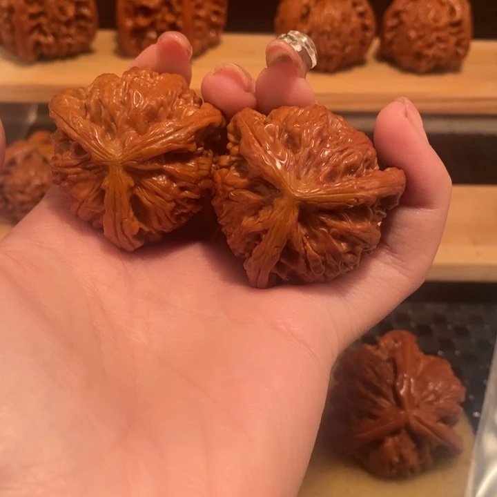 手串/手链核桃H***.核桃。白狮子。38.39尺