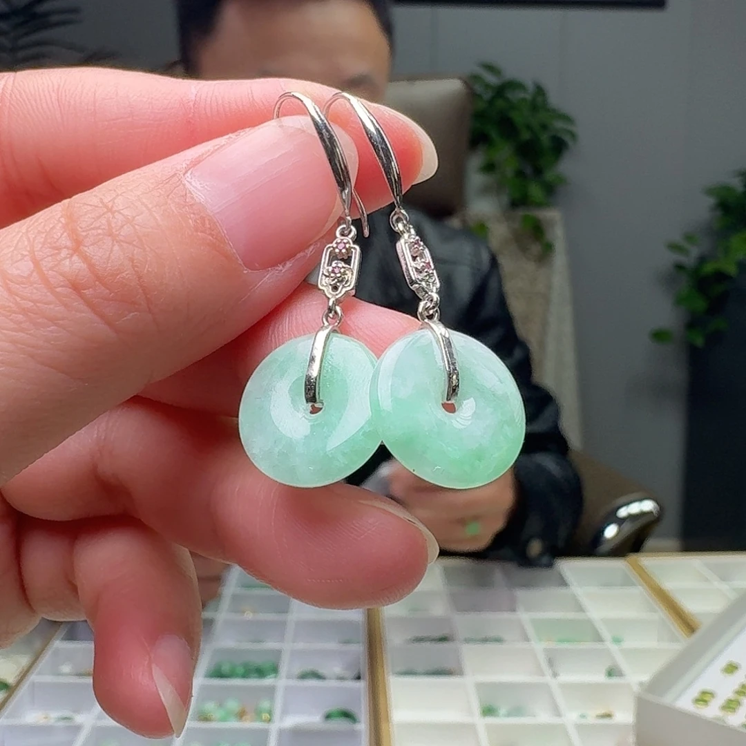 翡翠银S925镶嵌耳饰天然