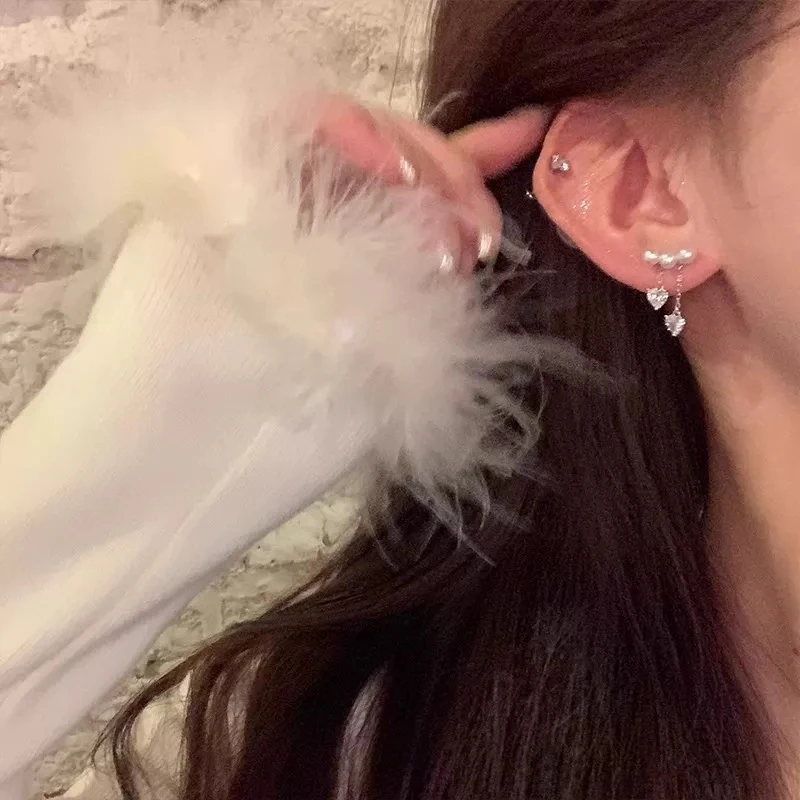 铜合金耳饰 轻奢流苏爱心耳钉女精致甜美气质小众百搭耳饰女E2264