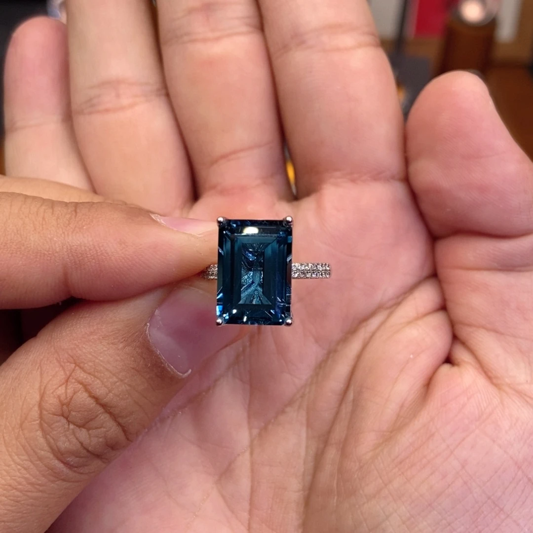 银S925镶嵌戒指托帕石惠*