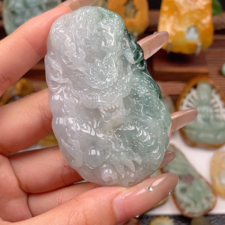 定制翡翠未镶嵌翡翠