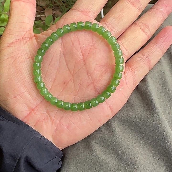 和田玉未镶嵌颈饰乌兰海碧玉卡6