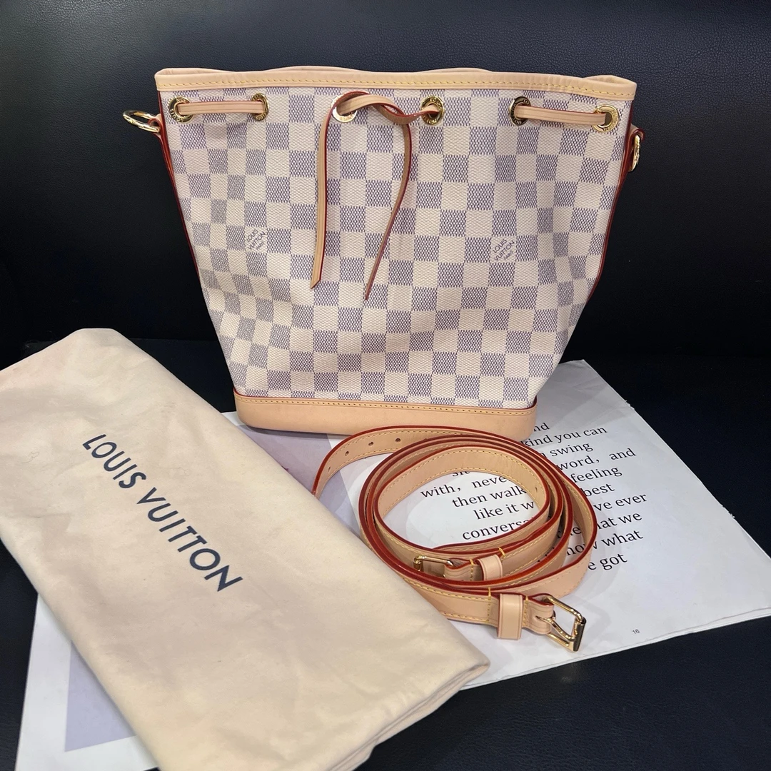 99新 LouisVuitton/路易威登 芯片白noe水桶单肩包Y49寄卖服务