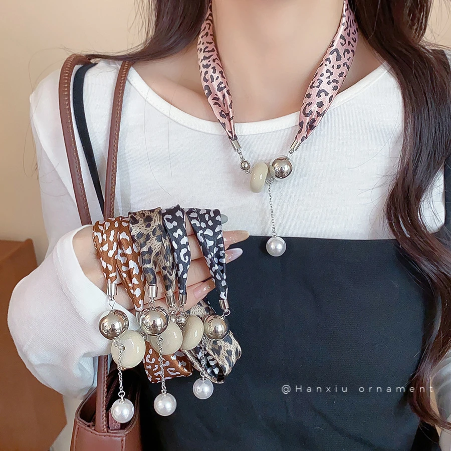 欧美复古磁吸豹纹珍珠吊坠项链独特创意时尚潮流锁骨链个性项饰女