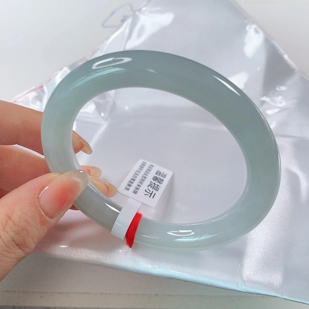 翡翠手镯未镶嵌 圆条⑨⑤清货捡漏